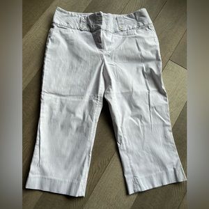 The Limited - White Capri Pants